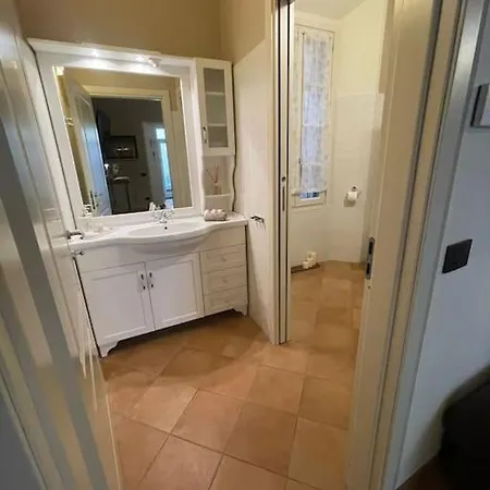 Apartment Acacia Tree Il Tuo Rifugio Sul Maggiore