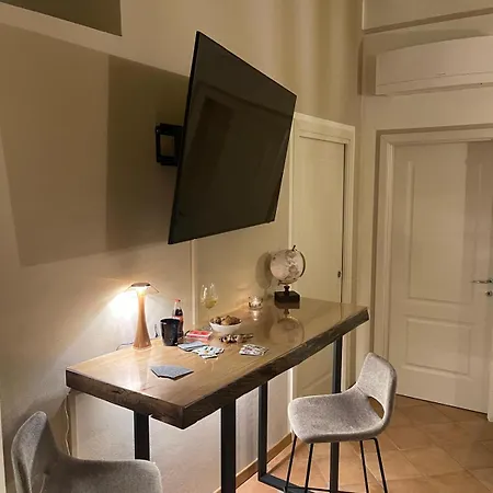 Acacia Tree Il Tuo Rifugio Sul Maggiore Apartment
